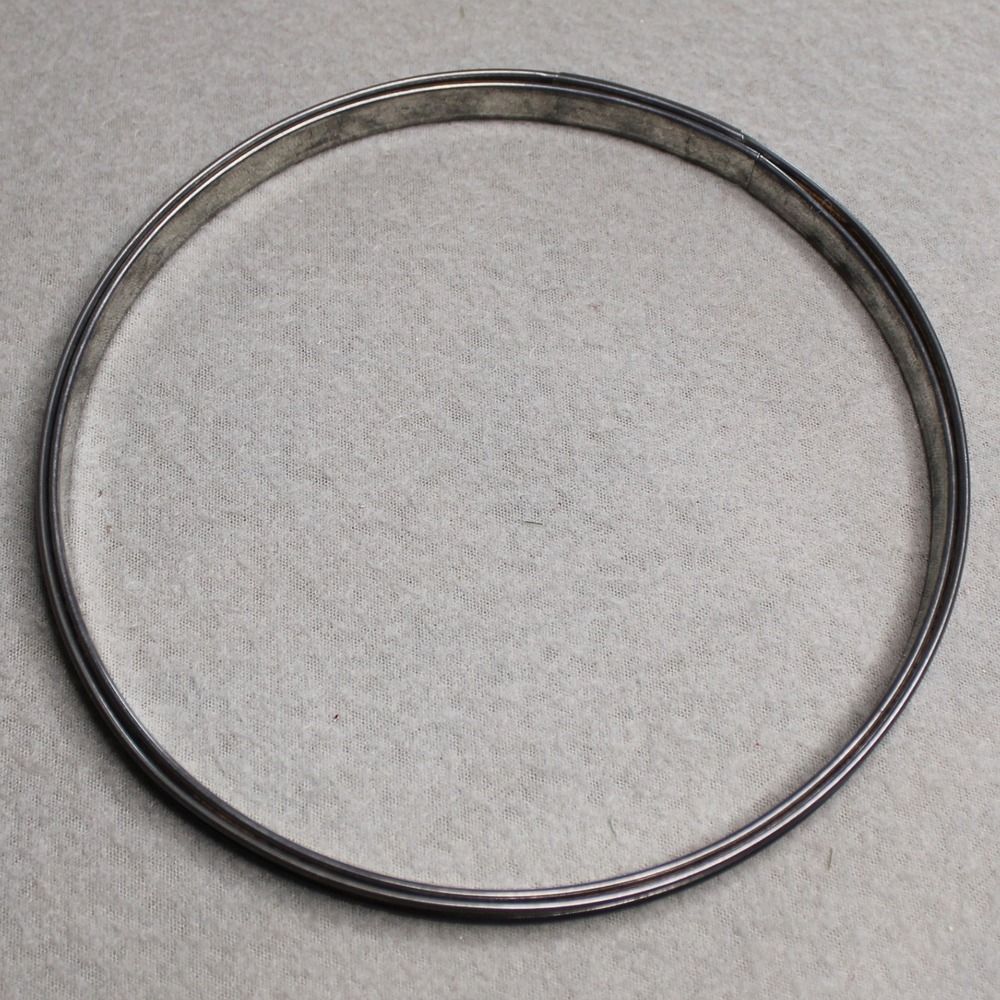 Vintage Embroidery Hoop Metal 7 Inch Silver Good Spring Tension Cork Lined